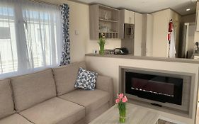 Beautiful Cornish Getaway - Newperran Holiday Resort